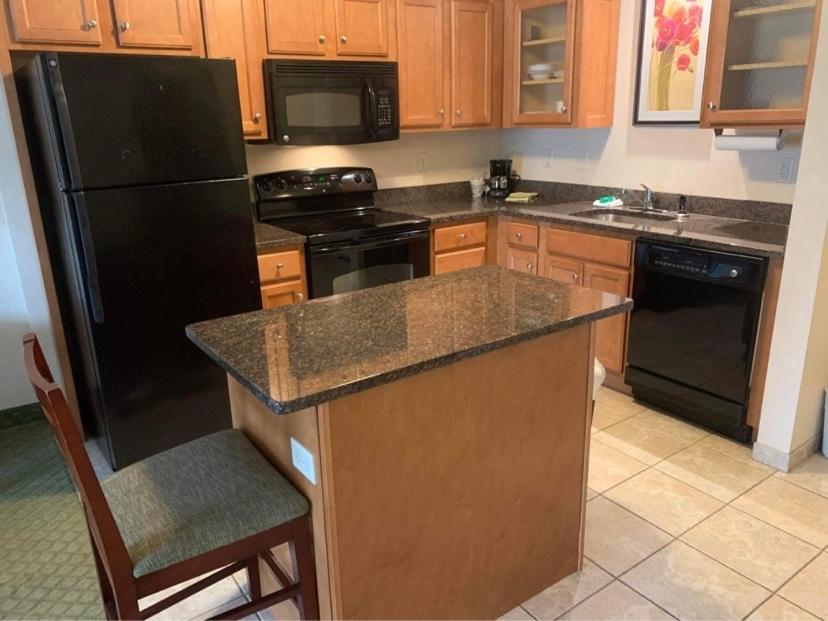 White River Inn & Suites White River Junction Bagian luar foto